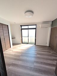 ユービル2 302 3階1DKのリビング/ダイニング