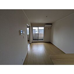 ハドルハシヌマ 205 2階1LDKのリビング/ダイニング