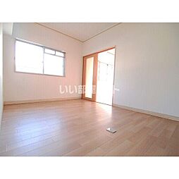 イーストヒル寺山 205 2階2DKのリビング/ダイニング