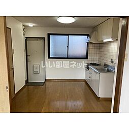 シャモニー 203 2階2DKのリビング/ダイニング