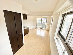 サムティ三宮レガニール 5階ワンルームのリビング/ダイニング