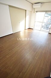 ディーバ宮脇 301 3階4DKのリビング/ダイニング