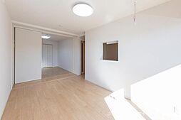 メゾン　アイティ　クイーン 301 3階1LDKのリビング/ダイニング