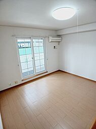 メゾン　ＩＮＯＵＥ 201 2階1LDKのリビング/ダイニング