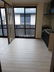 プラテア　III A201 1階2Kのリビング/ダイニング