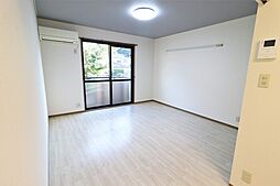 ジュネス牧 203 2階1Kのリビング/ダイニング