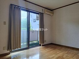 グレースＦ・Ｃ 113 1階1Kのリビング/ダイニング