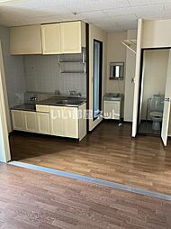 サンフラット 203 2階2Kのリビング/ダイニング