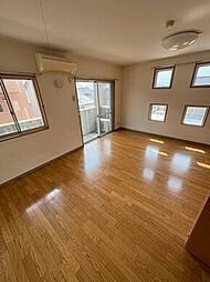 グランピア北島 207 2階ワンルームのリビング/ダイニング