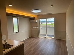 アルフィーネII 101 1階1LDKのリビング/ダイニング