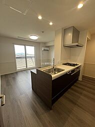 パークヴィラ杉水I 211 1階2LDKのリビング/ダイニング