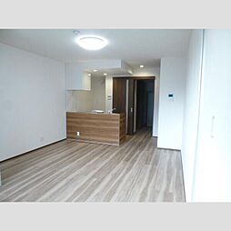 ガーデンシティ三和町 105 1階1LDKのリビング/ダイニング
