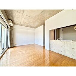 dual 201 2階1LDKのリビング/ダイニング