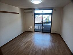 セピア 203 2階1Kのリビング/ダイニング
