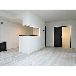 essence310c 101 1階2LDKのリビング/ダイニング