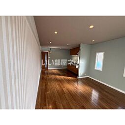 第2楠タウンハウス B2 1階2LDKのリビング/ダイニング