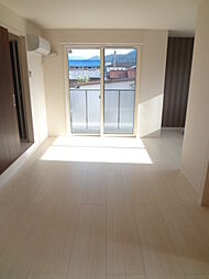 アラータ敦賀 201 2階1LDKのリビング/ダイニング