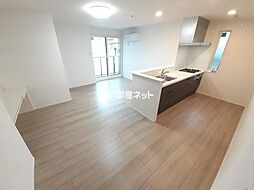 アーバンクロス 103 1階2LDKのリビング/ダイニング