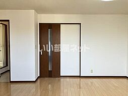 ワイズシャンポール　Ｂ棟 105 1階1LDKのリビング/ダイニング