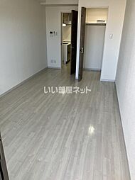 ルミエール光町III 3階1Kのリビング/ダイニング