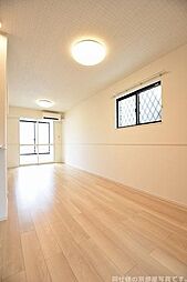 レティーシャII 101 1階1LDKのリビング/ダイニング