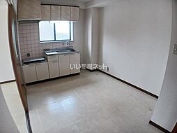 メゾン土佐 201 2階2DKのリビング/ダイニング