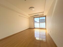 レオ四拾八番館 211 2階1Kのリビング/ダイニング