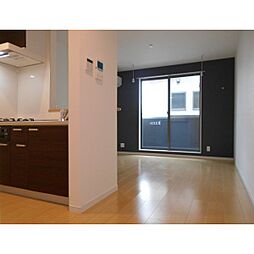 クラージュ平安 202 2階1LDKのリビング/ダイニング