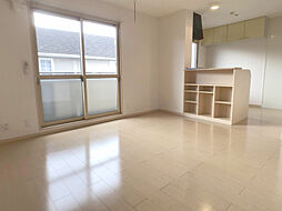 シャルマン 201 2階1LDKのリビング/ダイニング