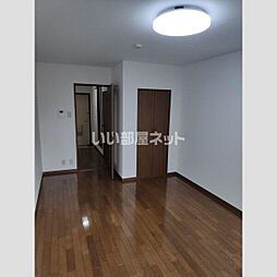 エトワール弐番館 101 1階1Kのリビング/ダイニング