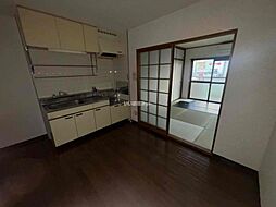 レジデンス小西 102 1階3DKのリビング/ダイニング