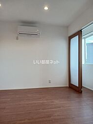 リーシング小俣II　A 203 2階1LDKのリビング/ダイニング