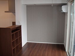 チャス レジデンス　I 102 1階ワンルームのリビング/ダイニング