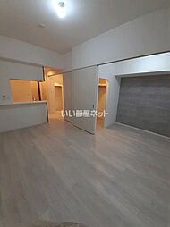 セレニテフラン梅田 1401 14階2LDKのリビング/ダイニング