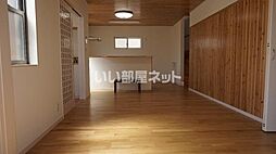 牛田早稲田借家 1 1階4LDKのリビング/ダイニング