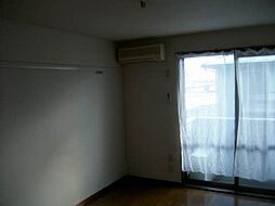 グランドゥールI 203 2階2Kのリビング/ダイニング