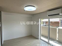 ソルーナ松橋 4D 4階1LDKのリビング/ダイニング