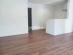 ファミーユコート 102 1階2SLDKのリビング/ダイニング