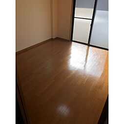 アムールグリシーヌ 305 1階1Kのリビング/ダイニング