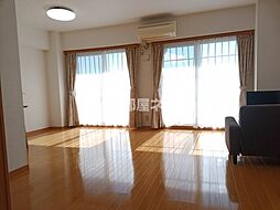 ラ・フェルメール 702 7階1LDKのリビング/ダイニング