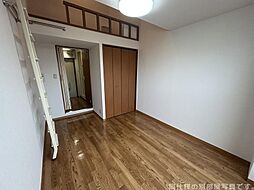 ソラーレ中宮 302 3階1Kのリビング/ダイニング