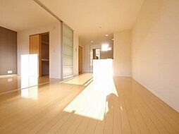 ウエストヒルズ　Ｂ棟 102 1階2LDKのリビング/ダイニング