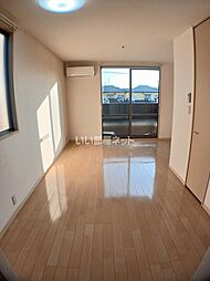 ラビアンローズIII　Ｂ棟 B0102 1階1Kのリビング/ダイニング