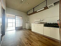 グランシエル秋月 306 3階3DKのリビング/ダイニング