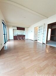 サンロード蔵前 202 2階4LDKのリビング/ダイニング