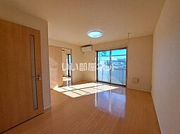 東武伊勢崎線 剛志駅 3.1kmの賃貸マンション 1階1LDKのリビング/ダイニング