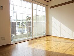 グロースベルクＢ 101 1階2DKのリビング/ダイニング