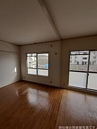 サニーホームズ横山 302 3階2LDKのリビング/ダイニング