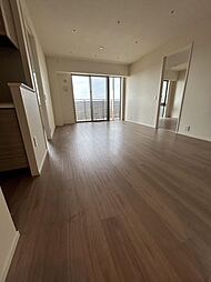 グランドメゾン新梅田タワー 25階3LDKのリビング/ダイニング