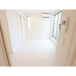 Grandtic Tove 202 2階1LDKのリビング/ダイニング